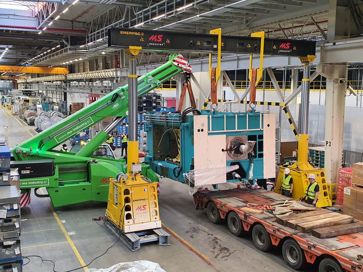 Assembly of a new press line